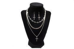 Blazin Roxx Ladies Earring and Necklace 3 Set Chain Cross
